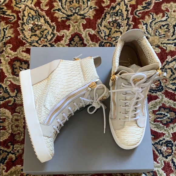 Giuseppe Zanotti Ofelia Embossed Wedge Sneaker - Picture 6 of 16